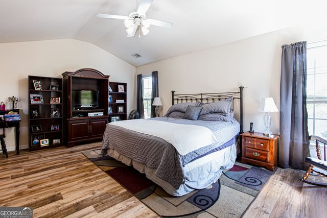 863 Van Briggle Path, Sugar Hill, GA 30518