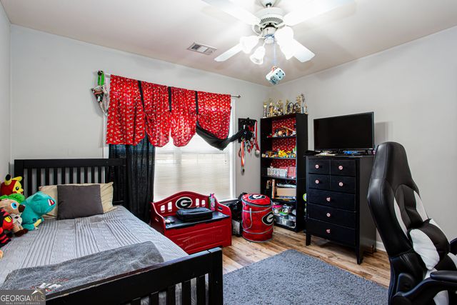 863 Van Briggle Path, Sugar Hill, GA 30518