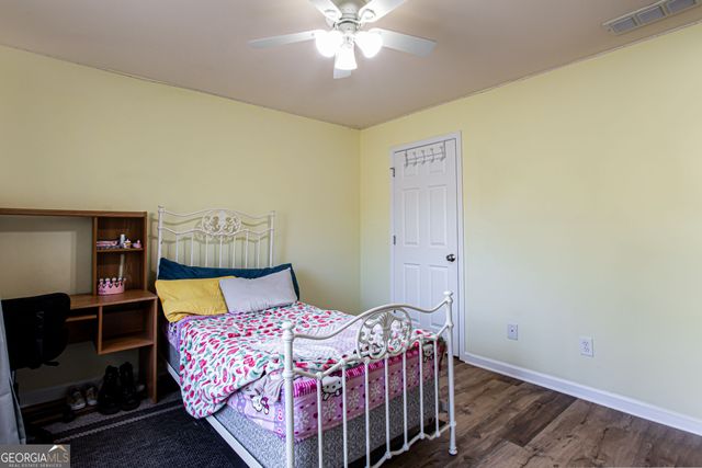 863 Van Briggle Path, Sugar Hill, GA 30518