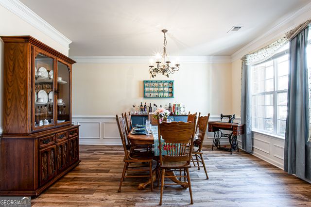 863 Van Briggle Path, Sugar Hill, GA 30518