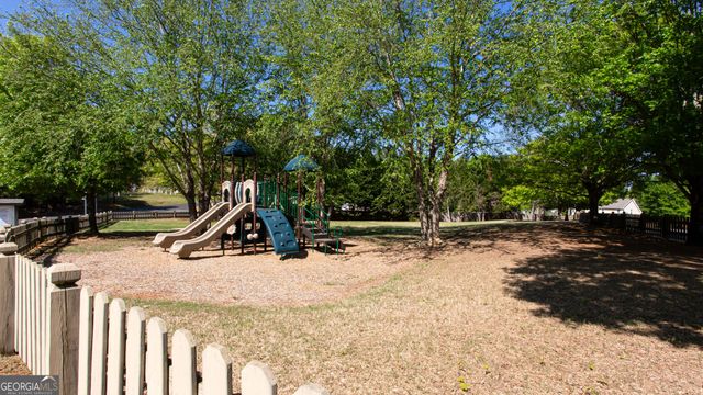 863 Van Briggle Path, Sugar Hill, GA 30518