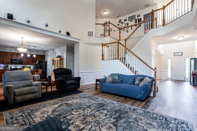 863 Van Briggle Path, Sugar Hill, GA 30518