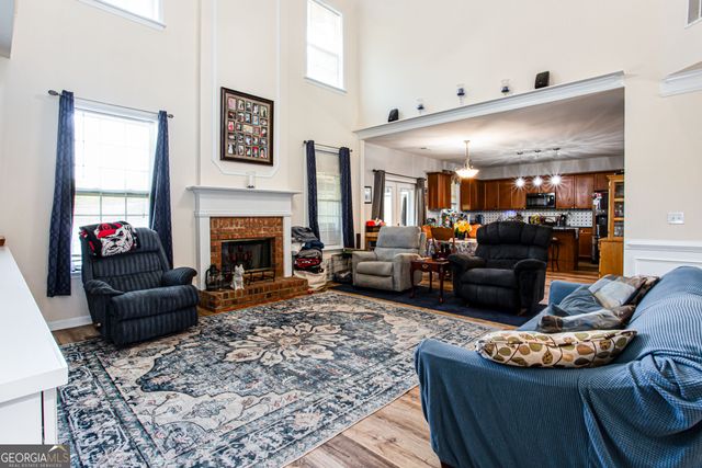 863 Van Briggle Path, Sugar Hill, GA 30518