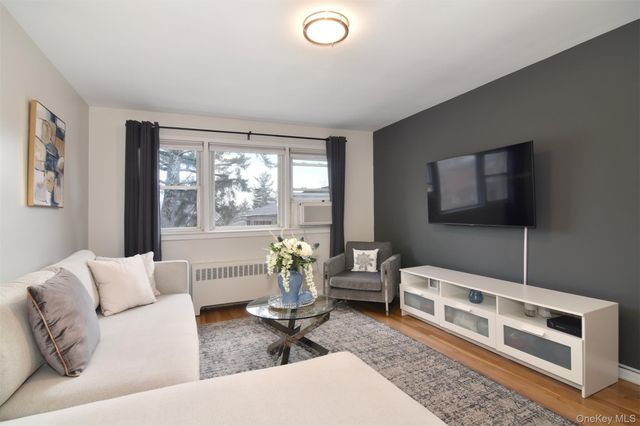 140 N Broadway C-4, Irvington, NY 10533