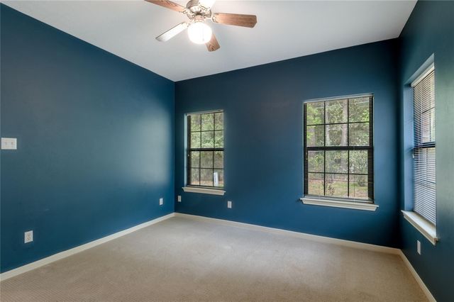 309 Broadmoor Drive, Huntsville, TX 77340