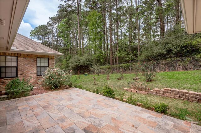 309 Broadmoor Drive, Huntsville, TX 77340