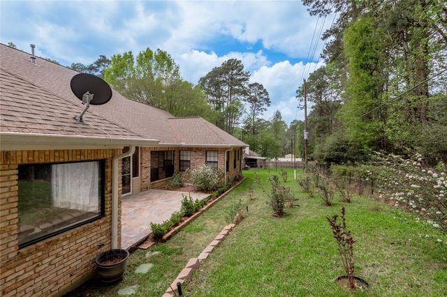 309 Broadmoor Drive, Huntsville, TX 77340