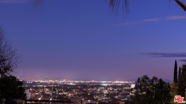 9101 St Ives Drive, Los Angeles, CA 90069