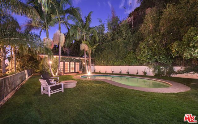 9101 St Ives Drive, Los Angeles, CA 90069