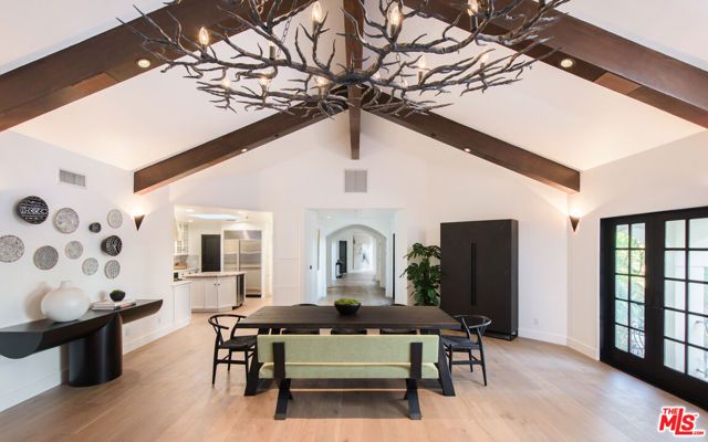 9101 St Ives Drive, Los Angeles, CA 90069
