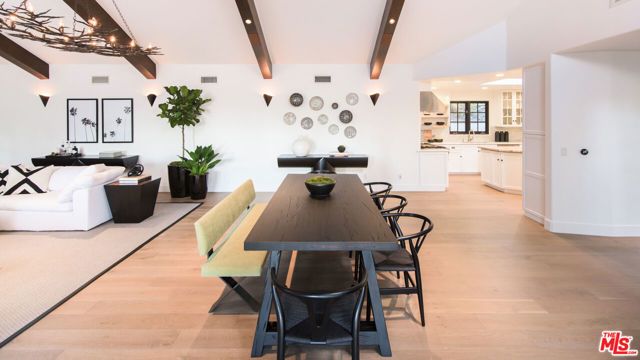 9101 St Ives Drive, Los Angeles, CA 90069