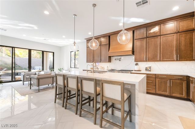 45 Garibaldi Way, Henderson, NV 89011