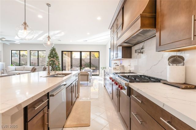 45 Garibaldi Way, Henderson, NV 89011