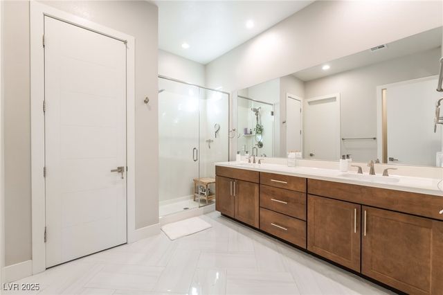 45 Garibaldi Way, Henderson, NV 89011