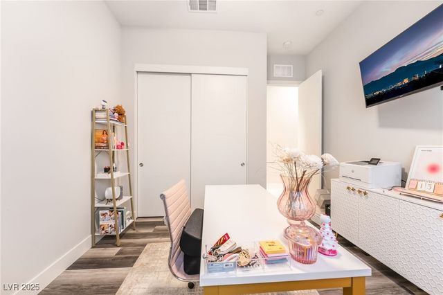 45 Garibaldi Way, Henderson, NV 89011