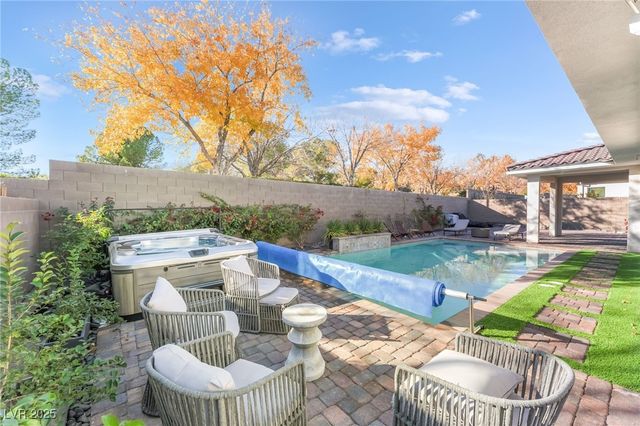 45 Garibaldi Way, Henderson, NV 89011