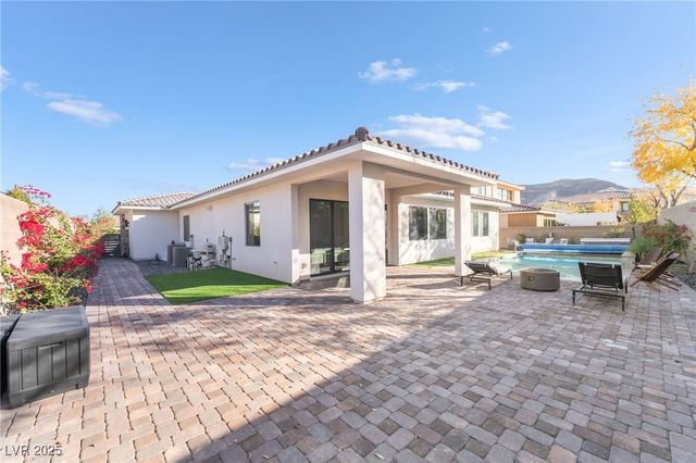 45 Garibaldi Way, Henderson, NV 89011