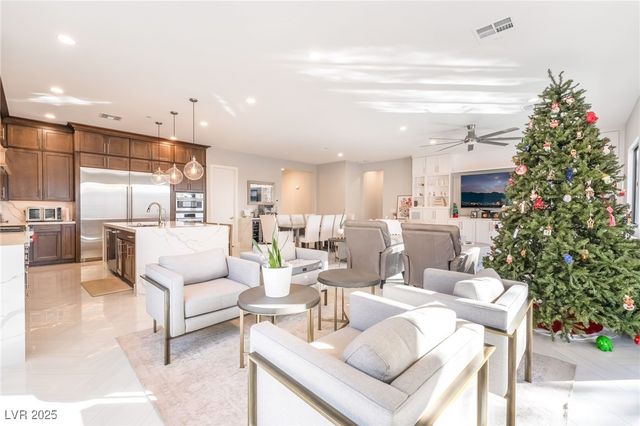 45 Garibaldi Way, Henderson, NV 89011