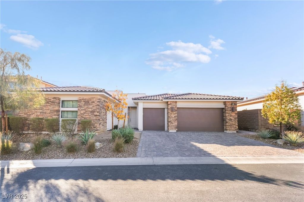 45 Garibaldi Way, Henderson, NV 89011