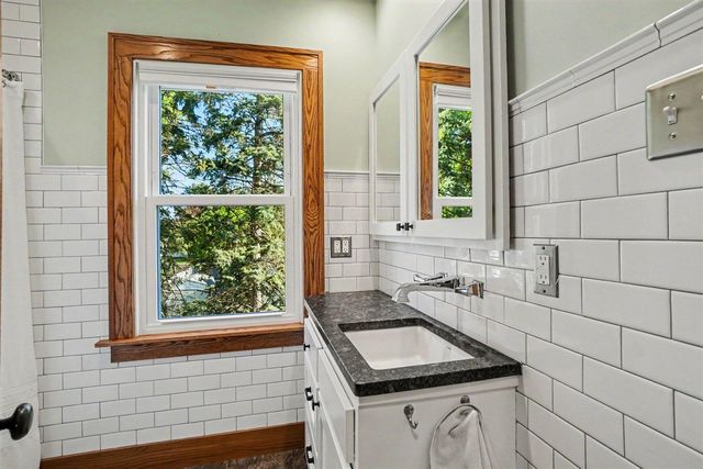 5577 Madison Avenue, Hudsonville, MI 49426