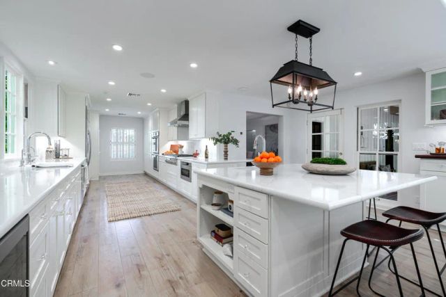 2051 Mendocino Lane, Altadena, CA 91001