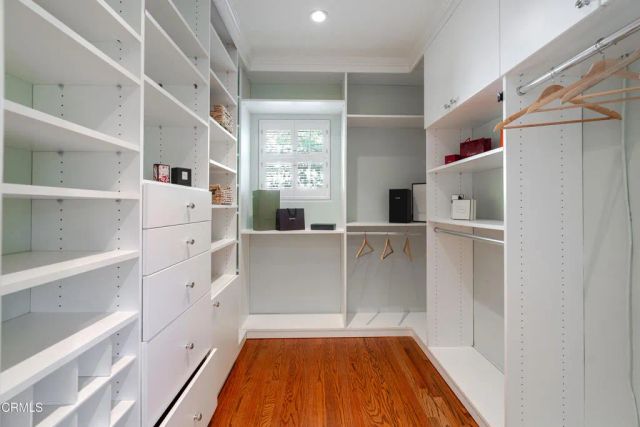 2051 Mendocino Lane, Altadena, CA 91001