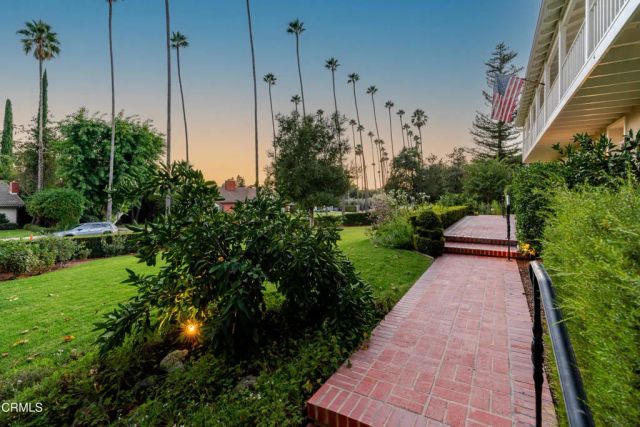 2051 Mendocino Lane, Altadena, CA 91001