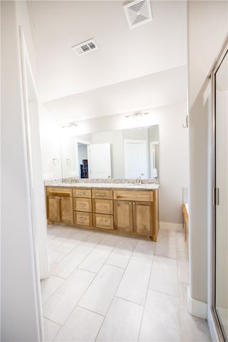 1011 Fair Oaks Street, Tontitown, AR 72762