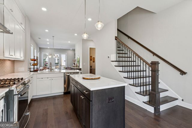 4219 Deming Circle, Sandy Springs, GA 30342