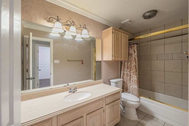 520 Kelley Court, Fort Worth, TX 76120