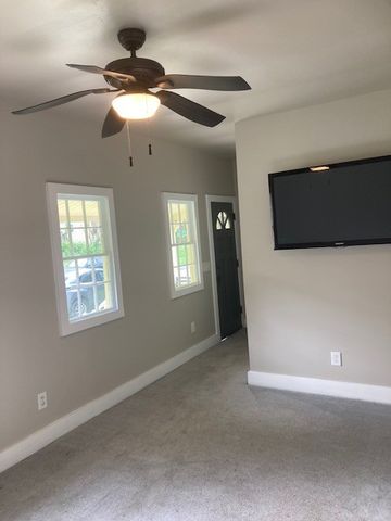1402 Clarke St, Old Hickory, TN 37138
