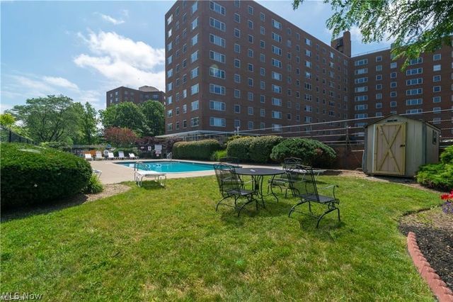 11850 Edgewater Drive 1007, Lakewood, OH 44107