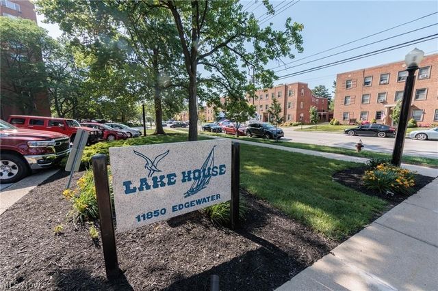 11850 Edgewater Drive 1007, Lakewood, OH 44107