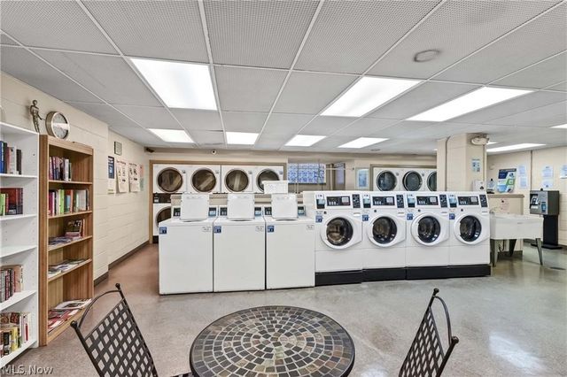 11850 Edgewater Drive 1007, Lakewood, OH 44107