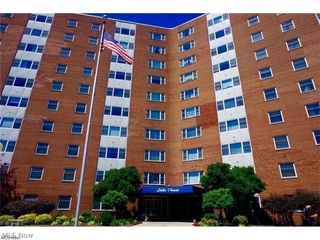 11850 Edgewater Drive 1007, Lakewood, OH 44107
