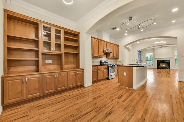 3030 Orchard Drive, Houston, TX 77054