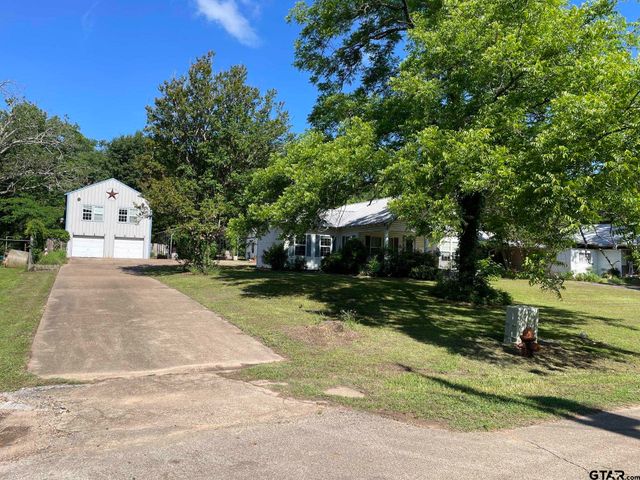607 N Pearl St., Big Sandy, TX 75755