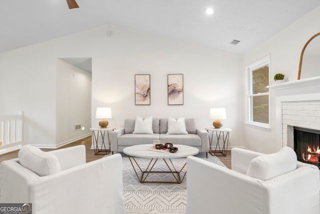 5680 Princeton Oaks Drive, Sugar Hill, GA 30518