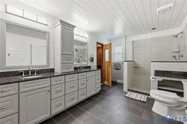 19001 Duval Rd, Moseley, VA 23120