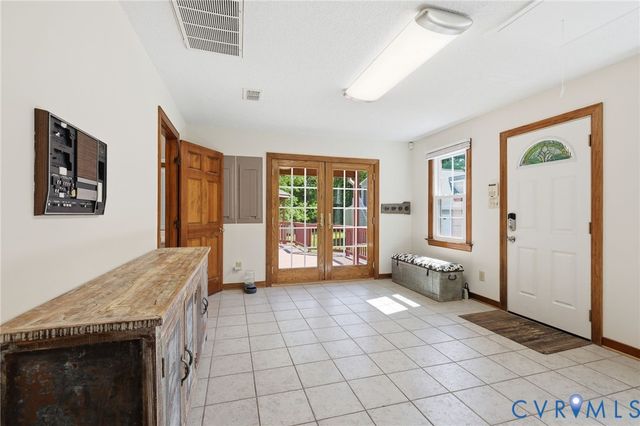 19001 Duval Rd, Moseley, VA 23120
