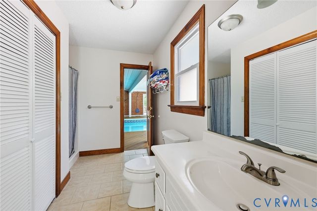 19001 Duval Rd, Moseley, VA 23120