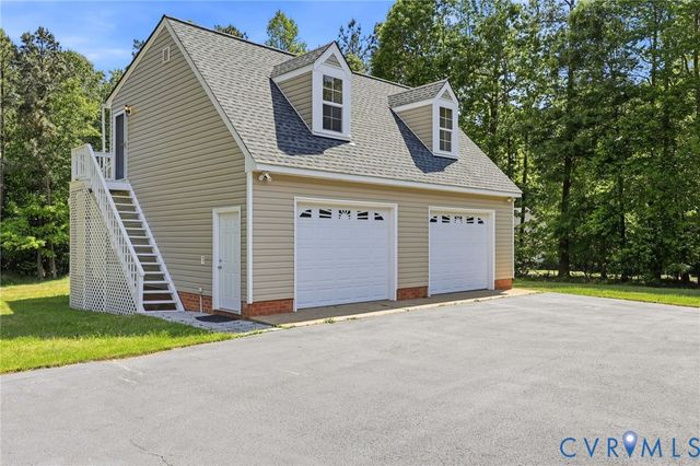 19001 Duval Rd, Moseley, VA 23120