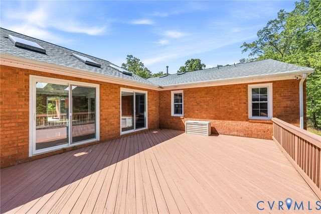 19001 Duval Rd, Moseley, VA 23120