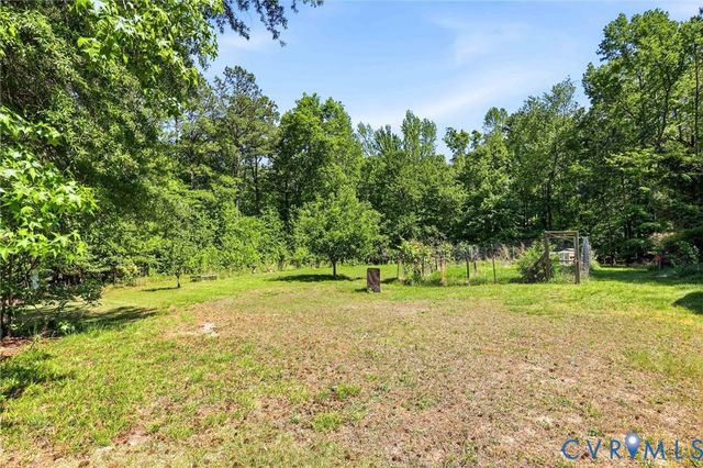 19001 Duval Rd, Moseley, VA 23120