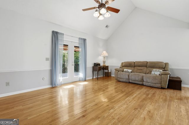 813 Ridgeland Trail, Clarkston, GA 30021