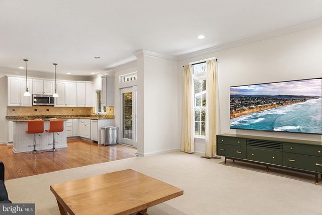 59 HUNTINGDON FARM DR, Glen Mills, PA 19342