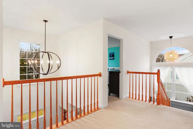 59 HUNTINGDON FARM DR, Glen Mills, PA 19342