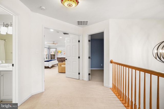 59 HUNTINGDON FARM DR, Glen Mills, PA 19342