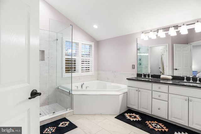 59 HUNTINGDON FARM DR, Glen Mills, PA 19342