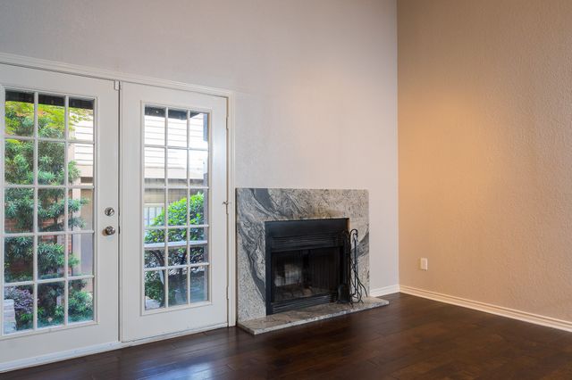 3230 Cole Avenue 110, Dallas, TX 75204